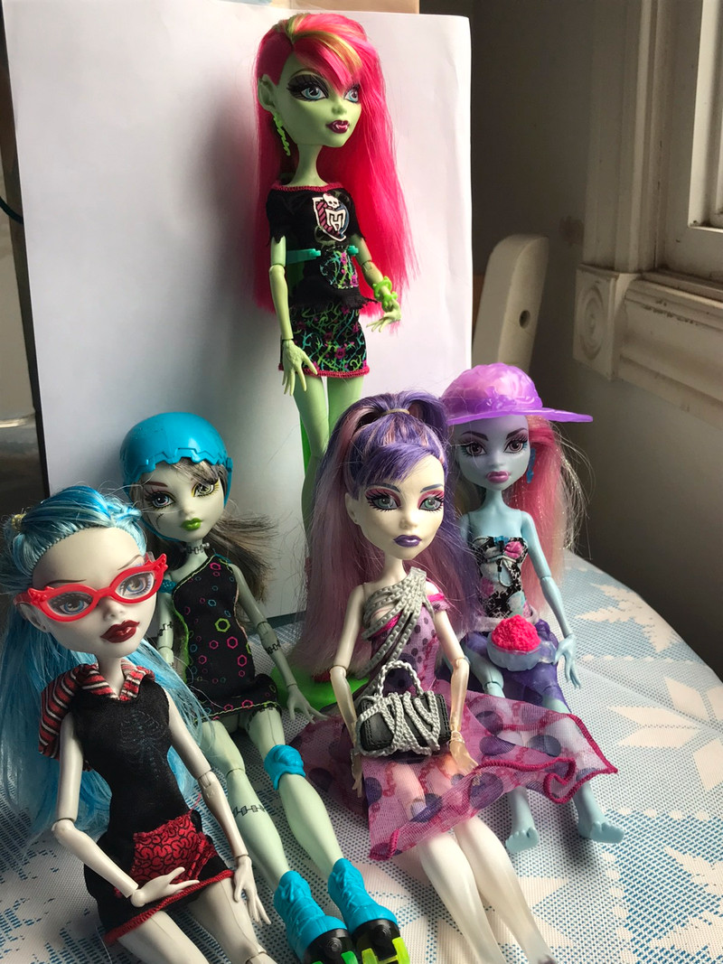 Assorted monster high for sale  