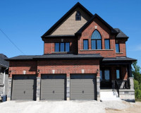 ⭐️Awesome Caledon Detached 3 Garage Home For Sale Under $1.4M⭐️