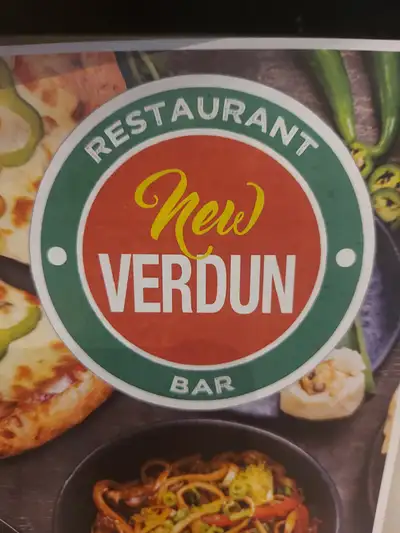 Nous sommes à la recherche de serveur(euse) avec expérience pour notre restaurant avec clientèle trè...
