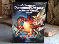 Dungeons & Dragons( 8) Books/Novels/mags/dice+