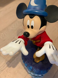 MICKEY MOUSE MAGIC COLLECTOR LIMITED EDITION WALT DISNEY LED NEW
