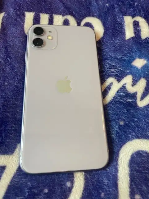 iPhone 11 in General Electronics in Edmonton - Image 3
