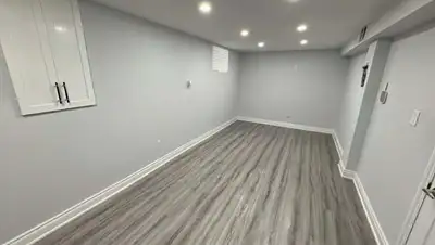 Very Spacious Private Room in Basement! Ideal for Ontario Tech University, Trent Durham or Durham Co...