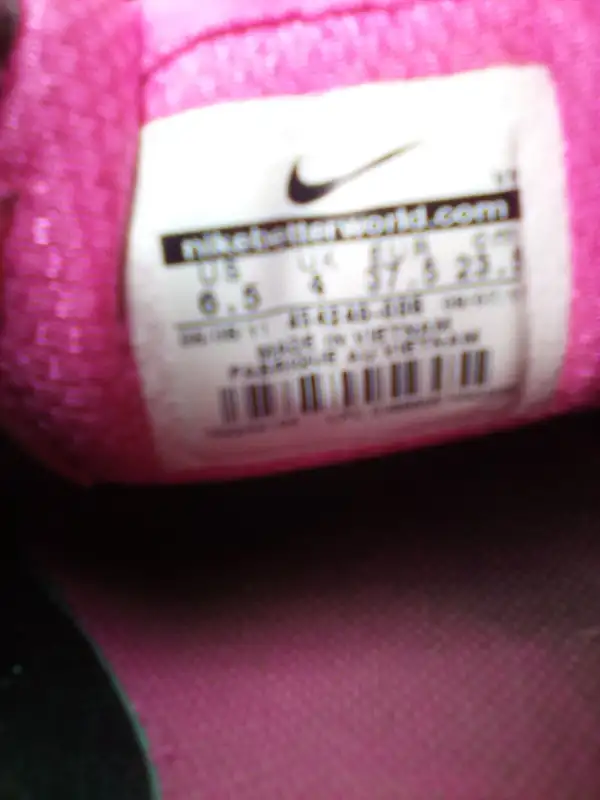 Espadrilles femme NIKE 6.5 US Womens running shoes in Women's - Shoes in Laval / North Shore - Image 4