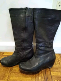 Fly London Black Leather Boots size 37