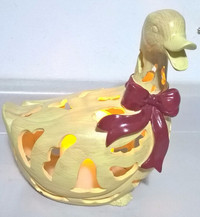 Duck Lantern with Battery Operated Flickering Candle Oshawa / Durham Region Toronto (GTA) Preview