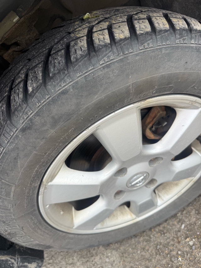Nissan versa 2007 — photo 5