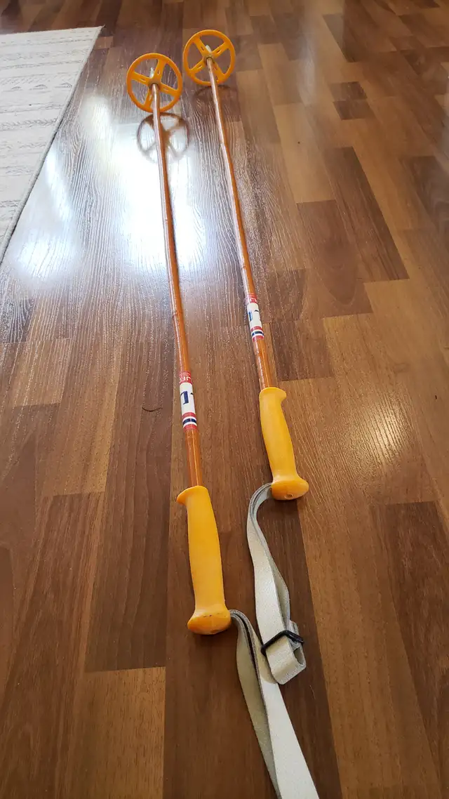 Vintage '80s Rossignol XC Ski Set - Length 180cm, Boot size 6.5 in Ski in Lethbridge - Image 6