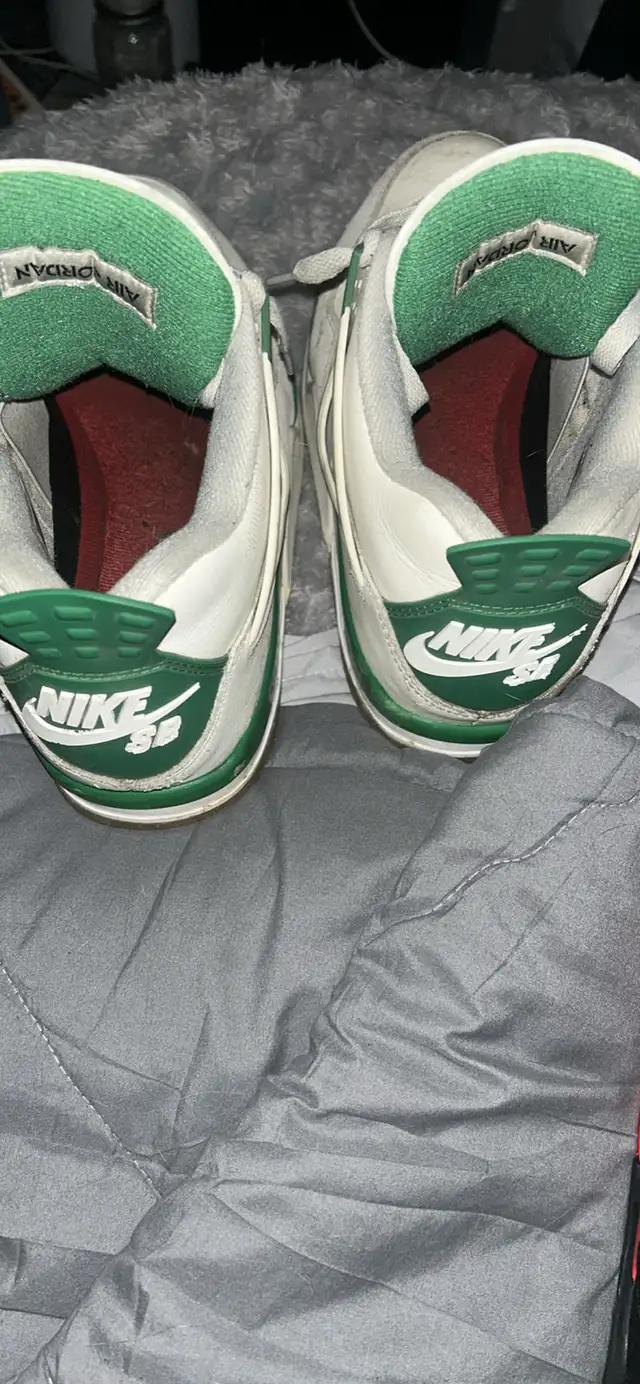 Real! Jordan 4 Retro SB in Men's Shoes in Oakville / Halton Region - Image 5
