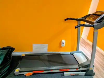 Brand name Sunny health and fitness 7 yrs old Barely used Pick up from home