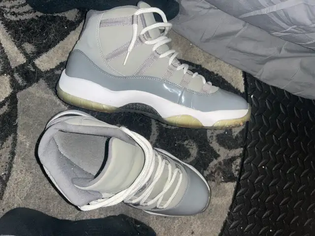 Jordan 11 in Men's Shoes in Oakville / Halton Region - Image 3