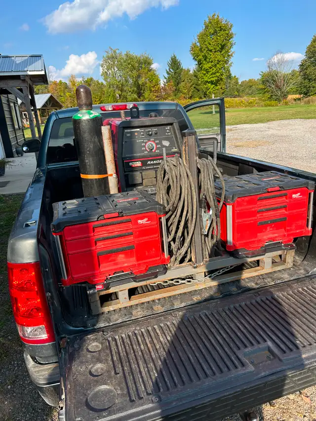 Mobile welder587371282087301129