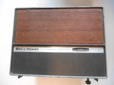 Projecteur BELL & HOWELL pour films 8 mm et super8 #466, View more