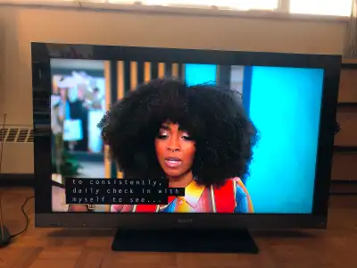 Sony Bravia 40 inch TV $39, 647-836-3666, View more