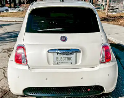 Electric FIAT 500e Électrique