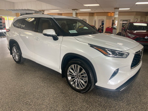 2023 Toyota Highlander Platinum 