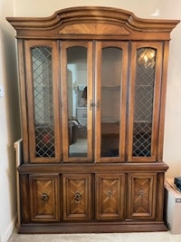 Dining Room Buffet / Hutch