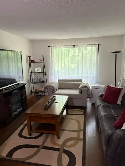 2 Bedroom Apartment near Kemptville