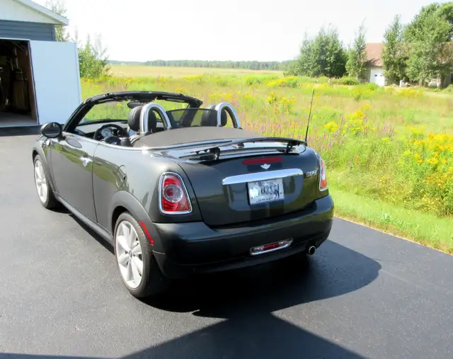 Mini Cooper Roadster 2 places très rare | Cars & Trucks | Drummondville ...