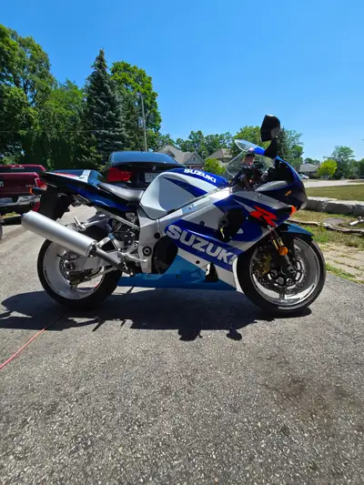 2001 suzuki gsxr 1000 for sale. 5th gear slips out under acceleration and needs repair. Bike is all...