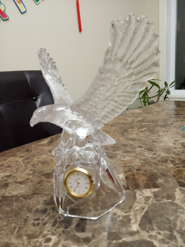 Crystal Glass Eagle Clock, Candle Holder, Flower Vase in Home Décor & Accents in Edmonton - Image 2