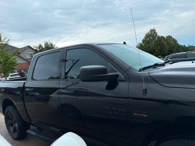 2021 Dodge Ram 1500 V8 Hemi Only 31k Km in Cars & Trucks in Hamilton