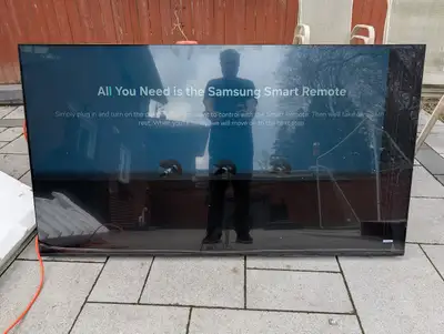 Samsung new 70" TV with cracked screen, View more