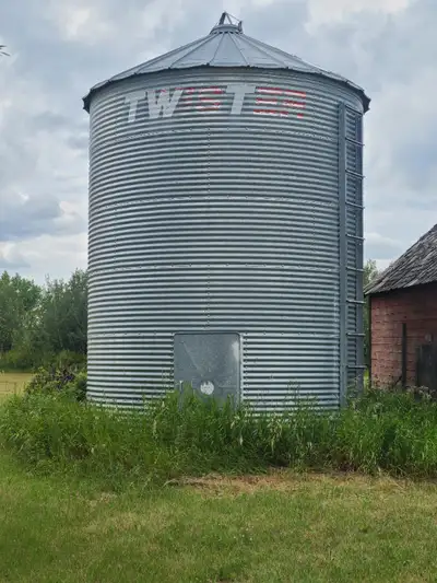Twister 2400 bushel grain bin.
