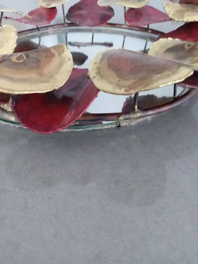 Unsigned- Brutalist Wall Mirror Sculpture in Home Décor & Accents in Ottawa - Image 5