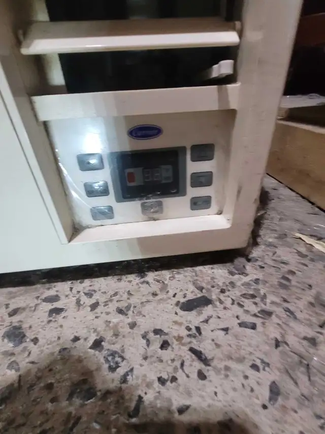 climatiseur de fenêtre de 12000 btu  in Heating, Cooling & Air in City of Montréal - Image 6