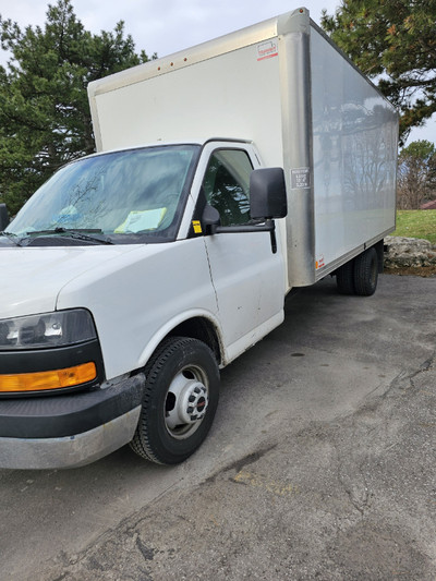 2017 GMC SVANA 3500 CUBE TRUCK (CUTEWAY)16'box