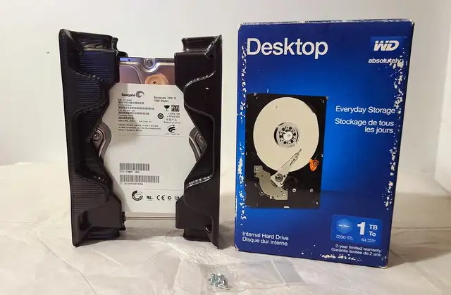 WD Desktop 1TB 3.5" SATA III 6 Gb/s 7200 RPM Internal Hard Drive