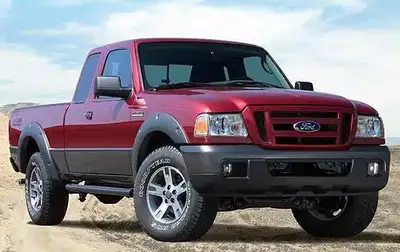 Looking for a early 2000s Ford ranger 4x4.