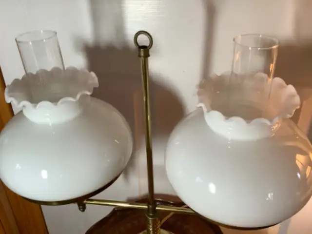 Vtg Mid Century Double Arm Brass Student Lamp Milk Glass Shades in Indoor Lighting & Fans in Belleville - Image 7