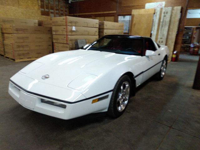 89 Corvette in Cars & Trucks in Saint John - Image 2