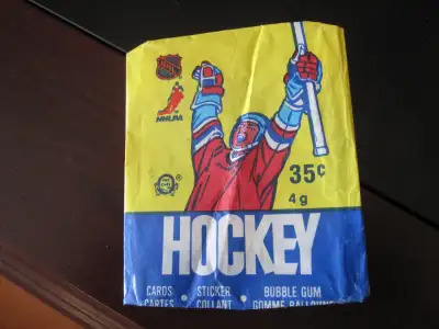 O-Pee-Chee 1985-86 Mario Lemieux rookie card wrapper, View more