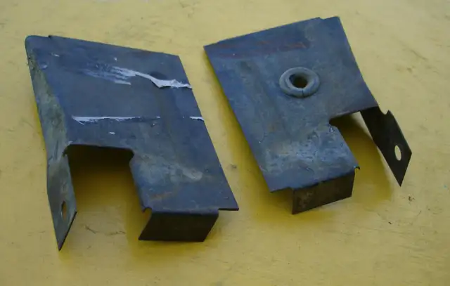 1948-1951 1952 FORD F1 flathead V8 Radiator air deflector panel in Other in Winnipeg - Image 2