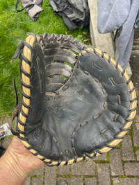 Rawlings. 1st base glove 