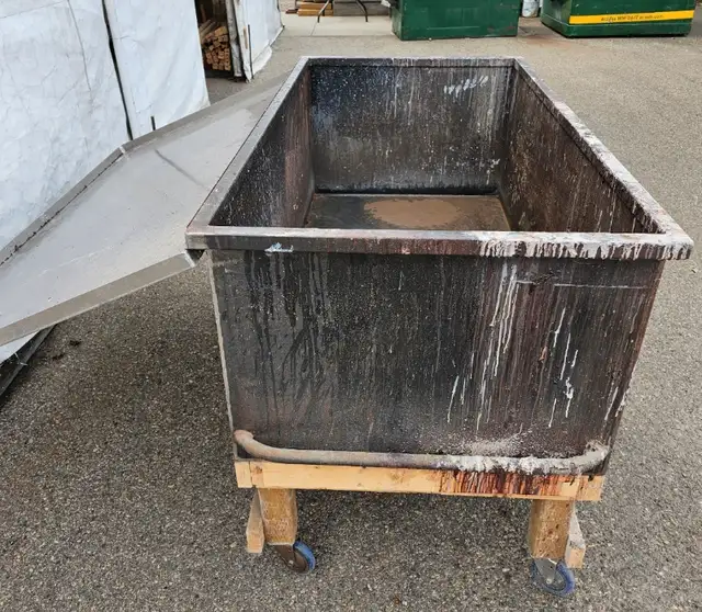 Custom Steel Holding Tank63848996545411120