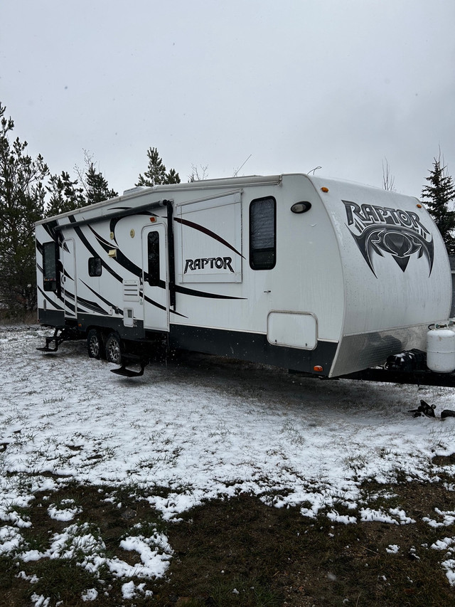 2014 toyhauler RP31DS in Travel Trailers & Campers in Swift Current - Image 2