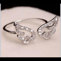 Women's Jewelry - NEW Silver Angel Wing Rhinestone Studded Ring
