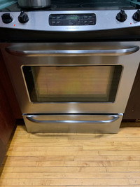 Frigidaire electric range  CFES3025PSA