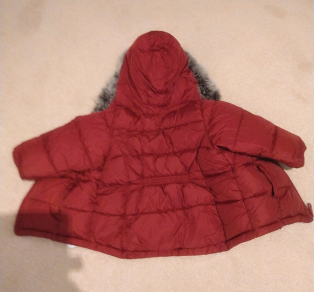 Toddler Girl's Winter coat sz 18-24 months, Old Navy in Kids & Youth in Oakville / Halton Region - Image 3