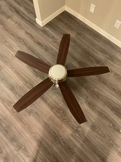 GE 52” Ceiling Fan, View more