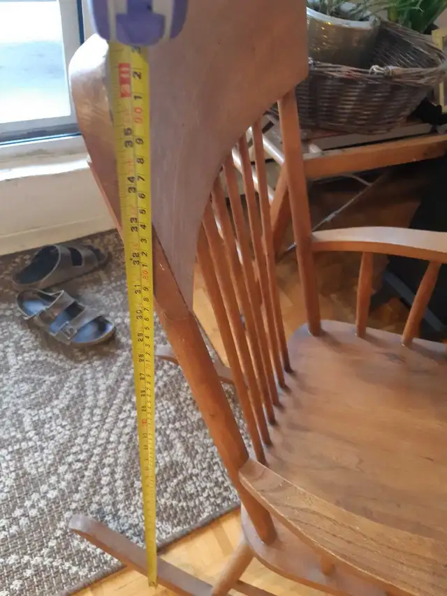 wooden rocking chair in Chairs & Recliners in Ottawa - Image 5