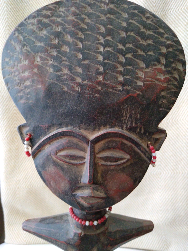Wood African Sculpture Fertility in Arts & Collectibles in Calgary - Image 11