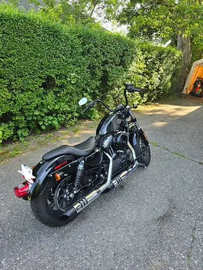 Looking to sell my 2017 Harley-Davidson Sportster 48. The bike is completely stock, runs great, and...