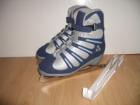 patins chaud _ SOFTEC _ size  8 US femme warm soft ice skates