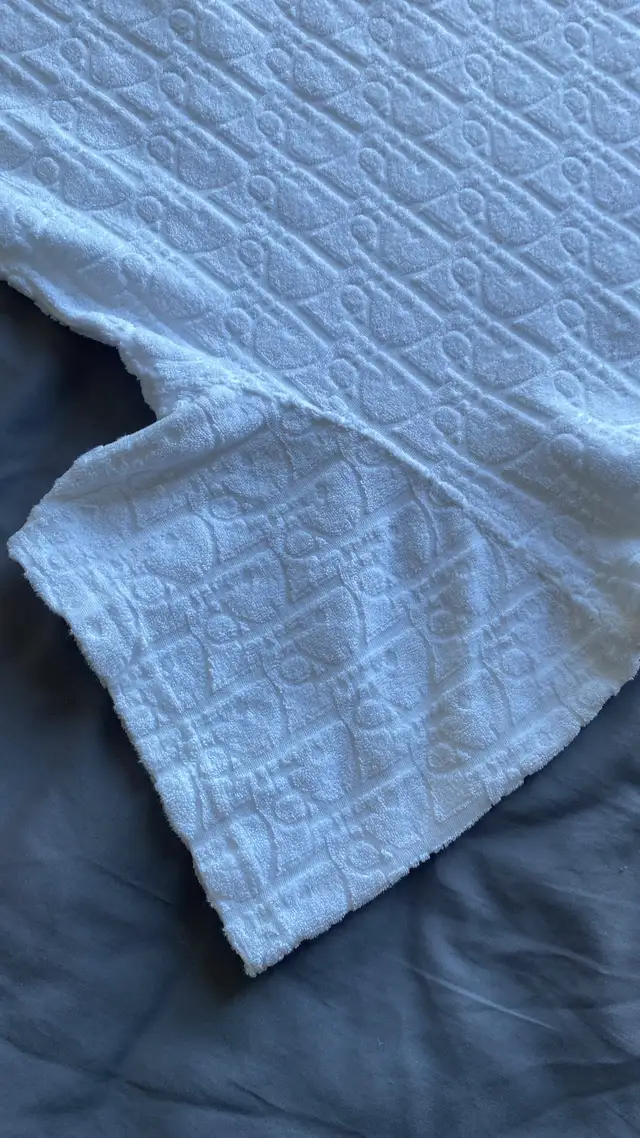 Dior Oblique Relaxed Small Shirt in Men's in Mississauga / Peel Region - Image 4