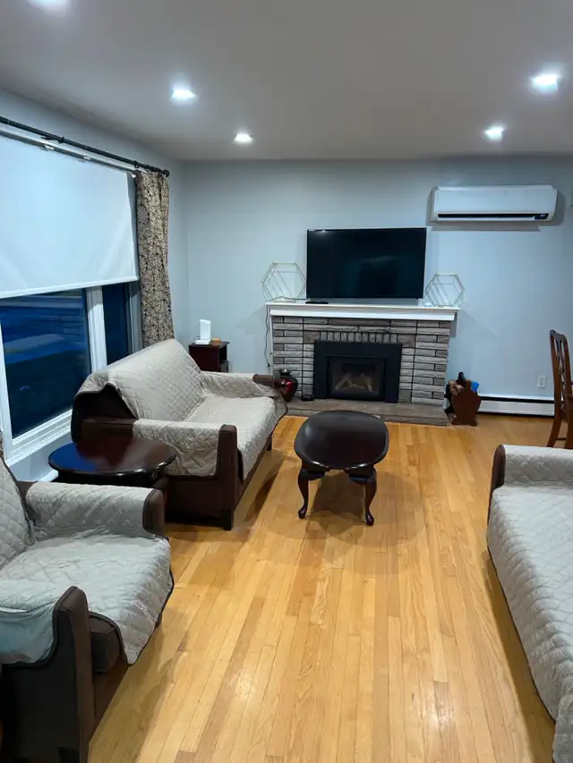 Newly renovated Furnished 3 bedrooms house available